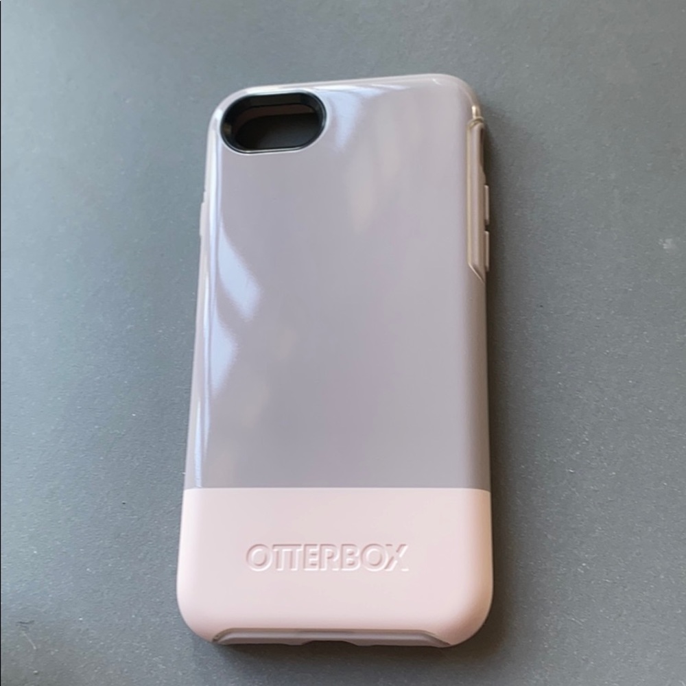 NEW OTTERBOX IPHONE 7/8